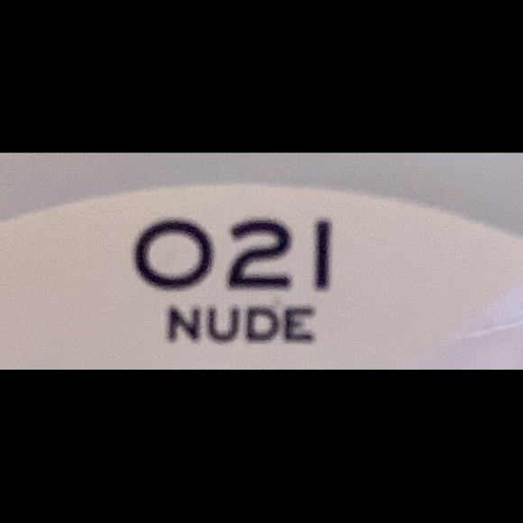 Rimmel pressed powder - Picture 2 of 2